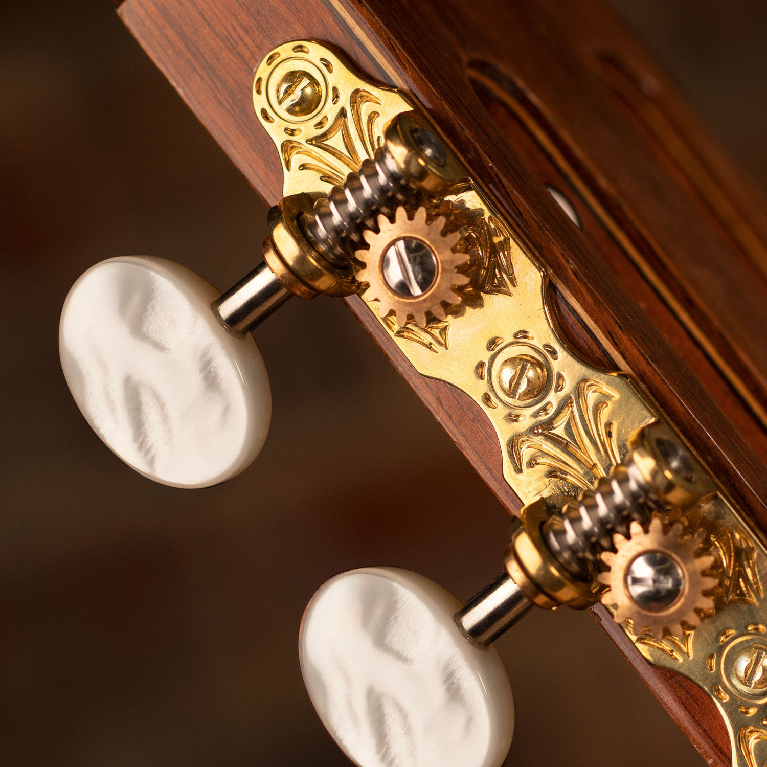 Sloane Classical Guitar Tuners with Pearloid Knobs and Deco Baseplates