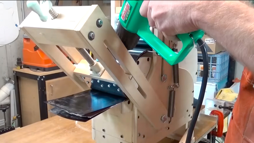 Bending a Cutaway Side - Luthier Tips du Jour Mailbag