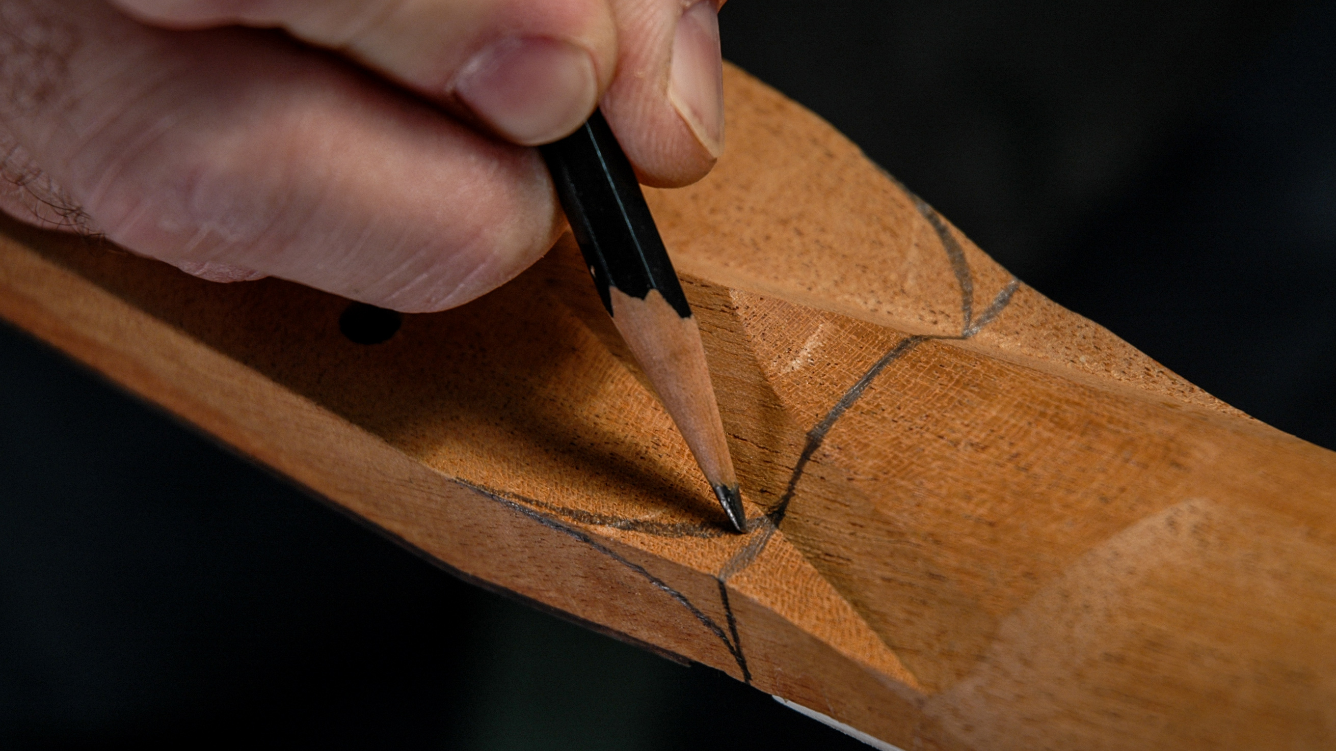 Final-shaping a D-18 or D-28 style guitar neck