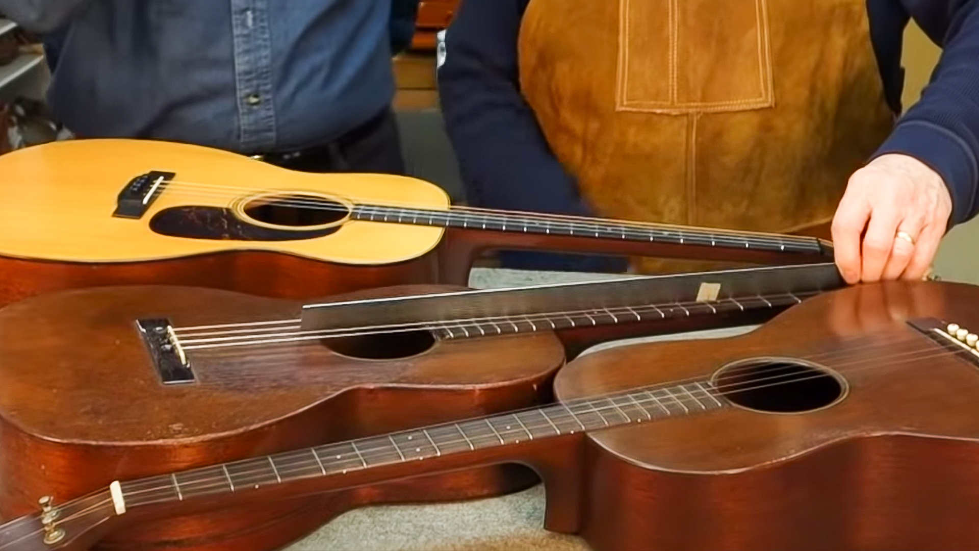 Dick Boak of Martin Guitars talks about pre-war tenors, Part 2