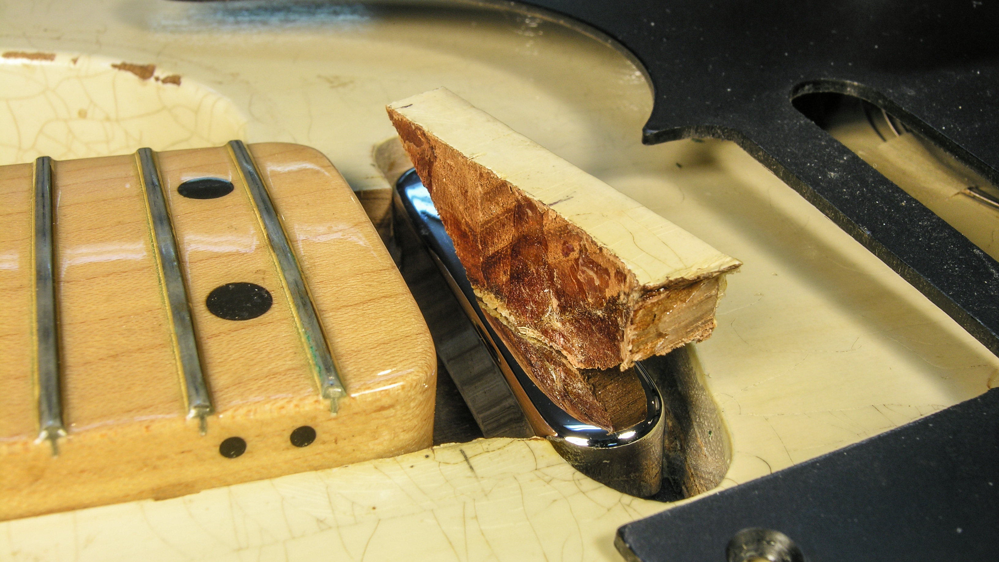 Fixing Bill Kirchen's "Hot Rod Lincoln" Telecaster