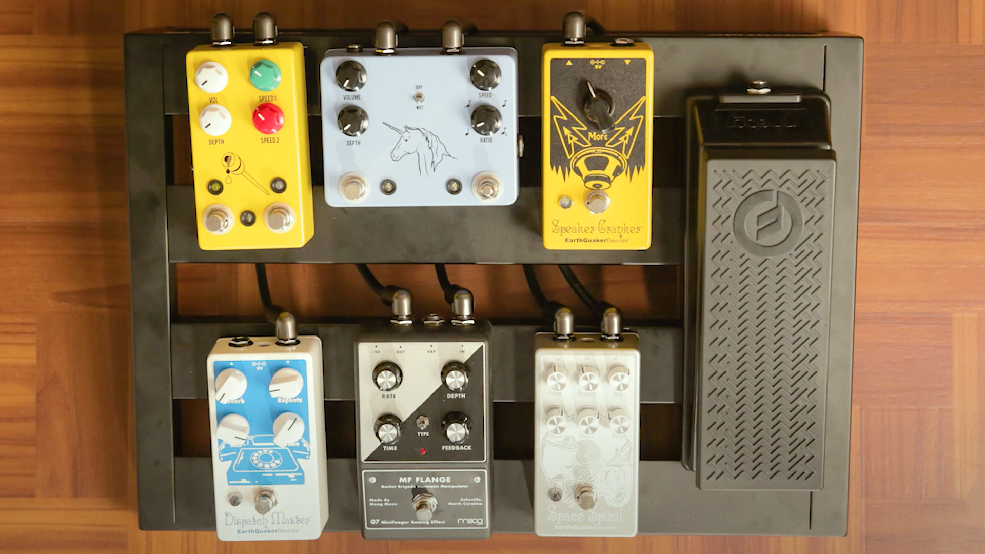 How-To Clean Up Your Pedalboard