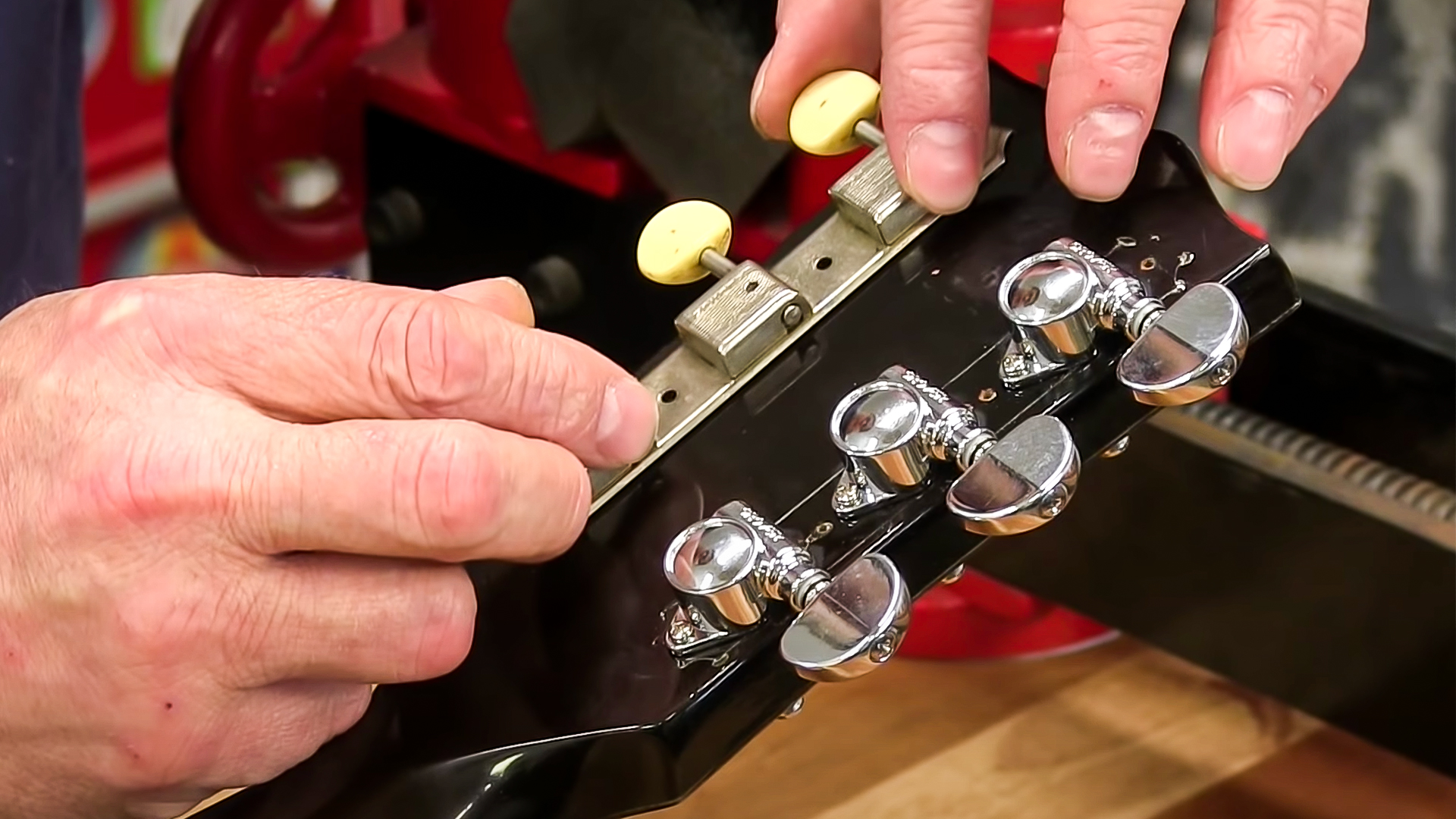 Upgrading guitar tuners: what you need to know